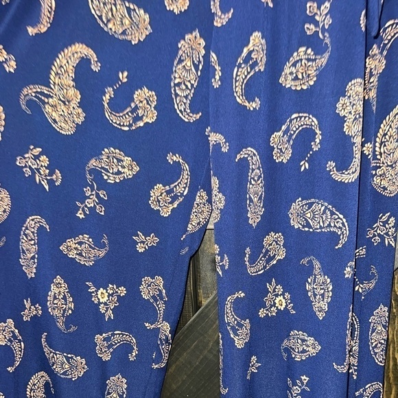 Kaileigh Jumpsuit S Stitch Fix NWT Paisley Print Wide Leg Tie Waist Pockets Blue - Picture 5 of 11